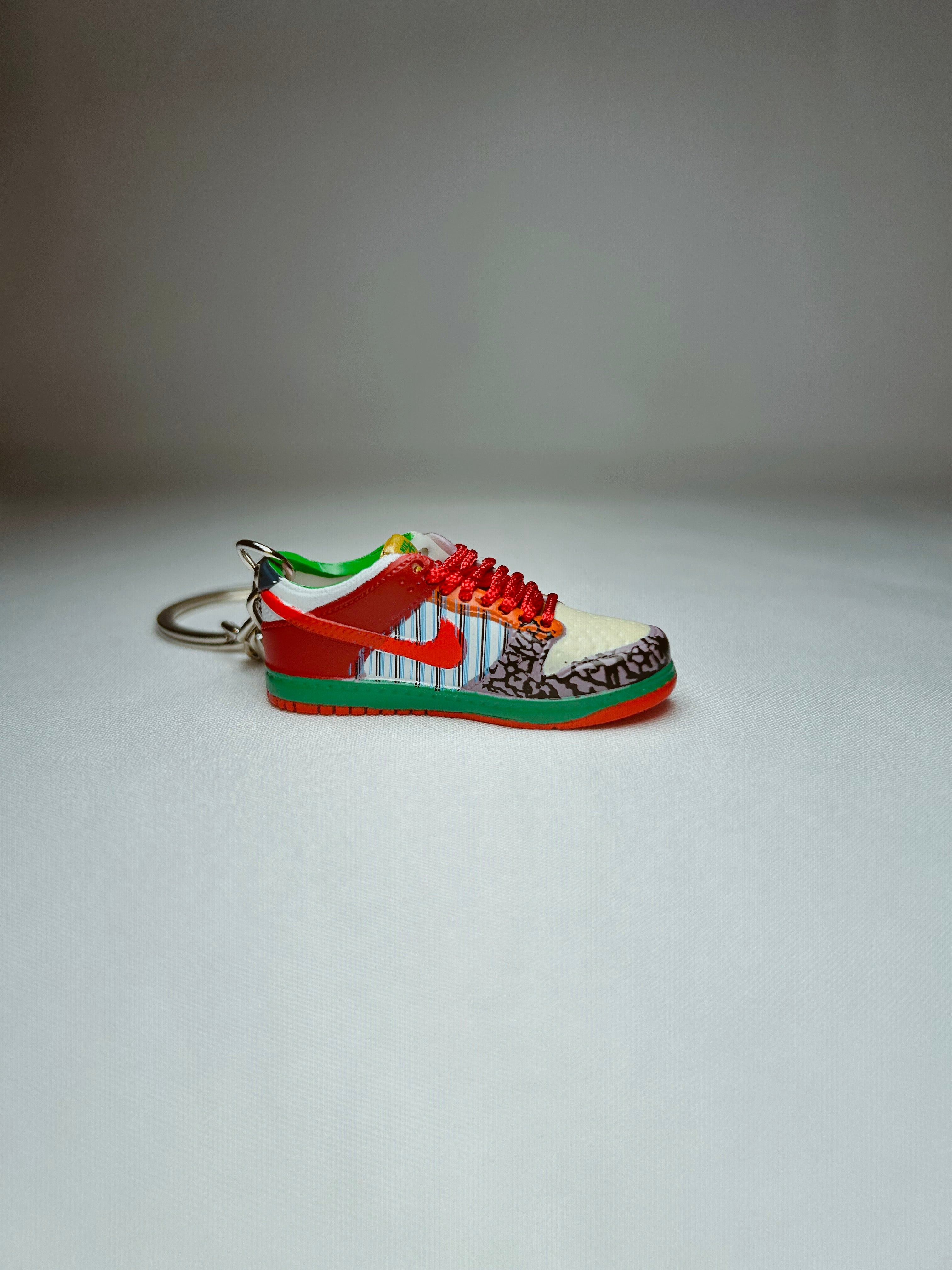 Nike SB Dunk Low "What The Dunk" Keyring Shoe 3D Rubber