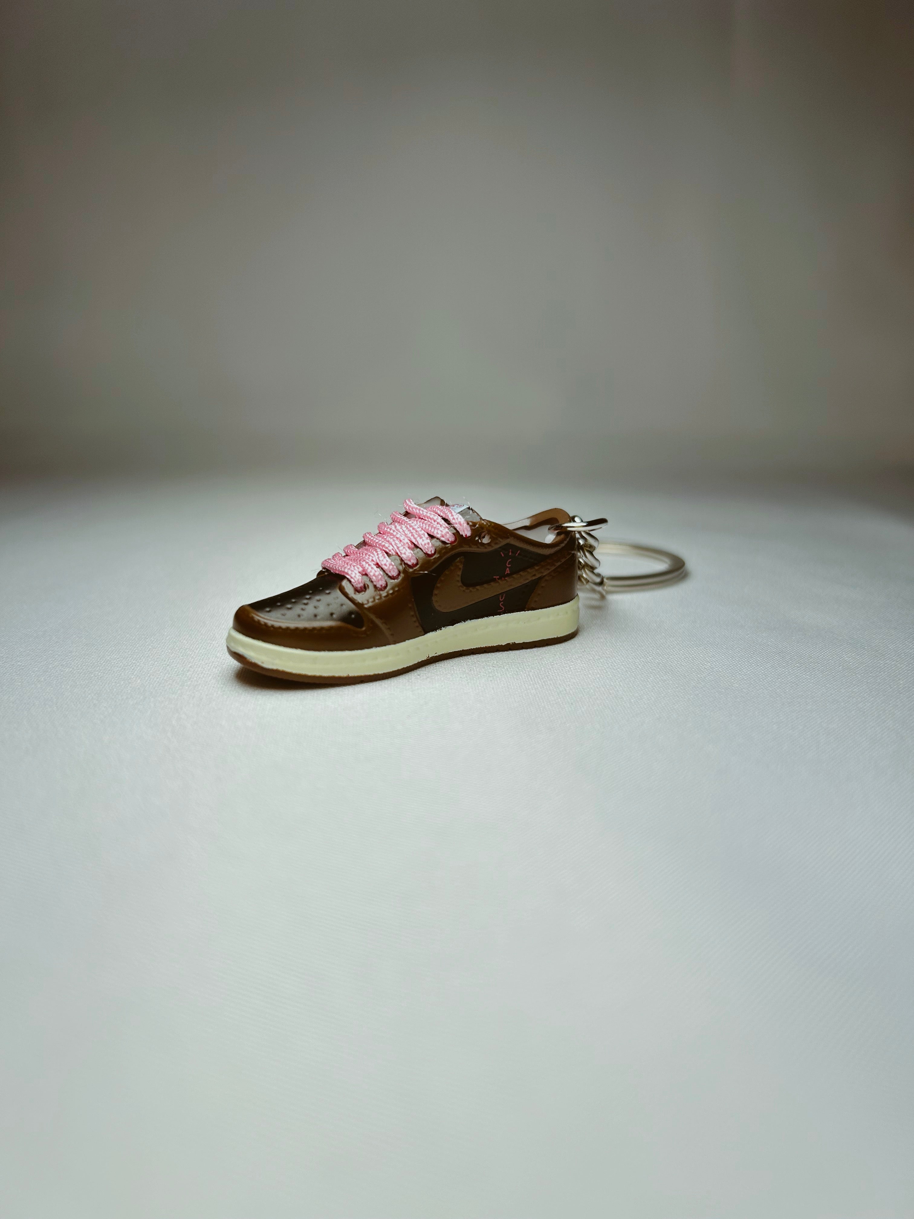 Travis Scott Air Jordan 1 Retro Low OG SP (Pink Lace) Mini Shoe Keychain