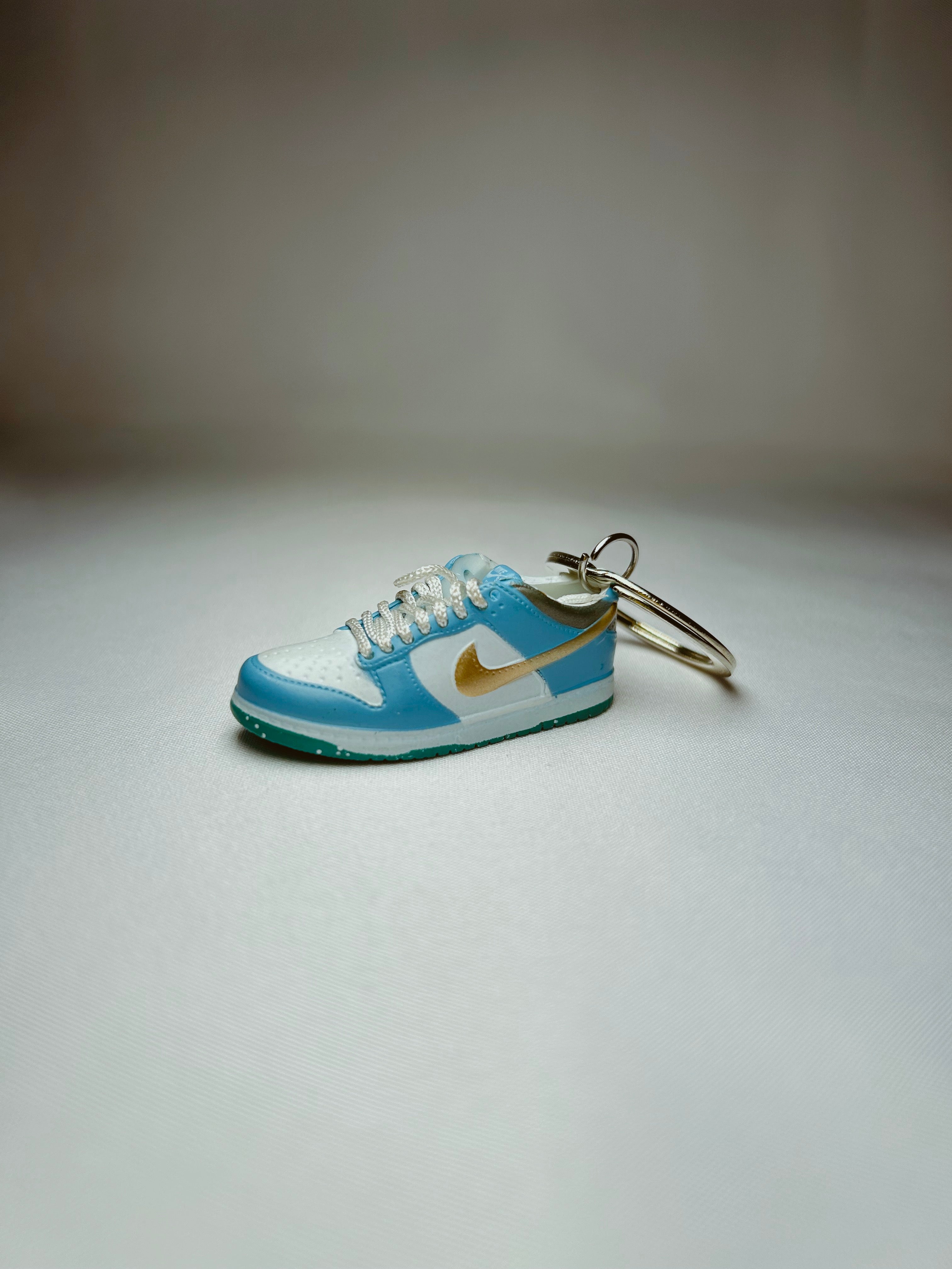 Nike SB Dunk Low Sean Cleaver Mini Shoe Keychain 3D Rubber