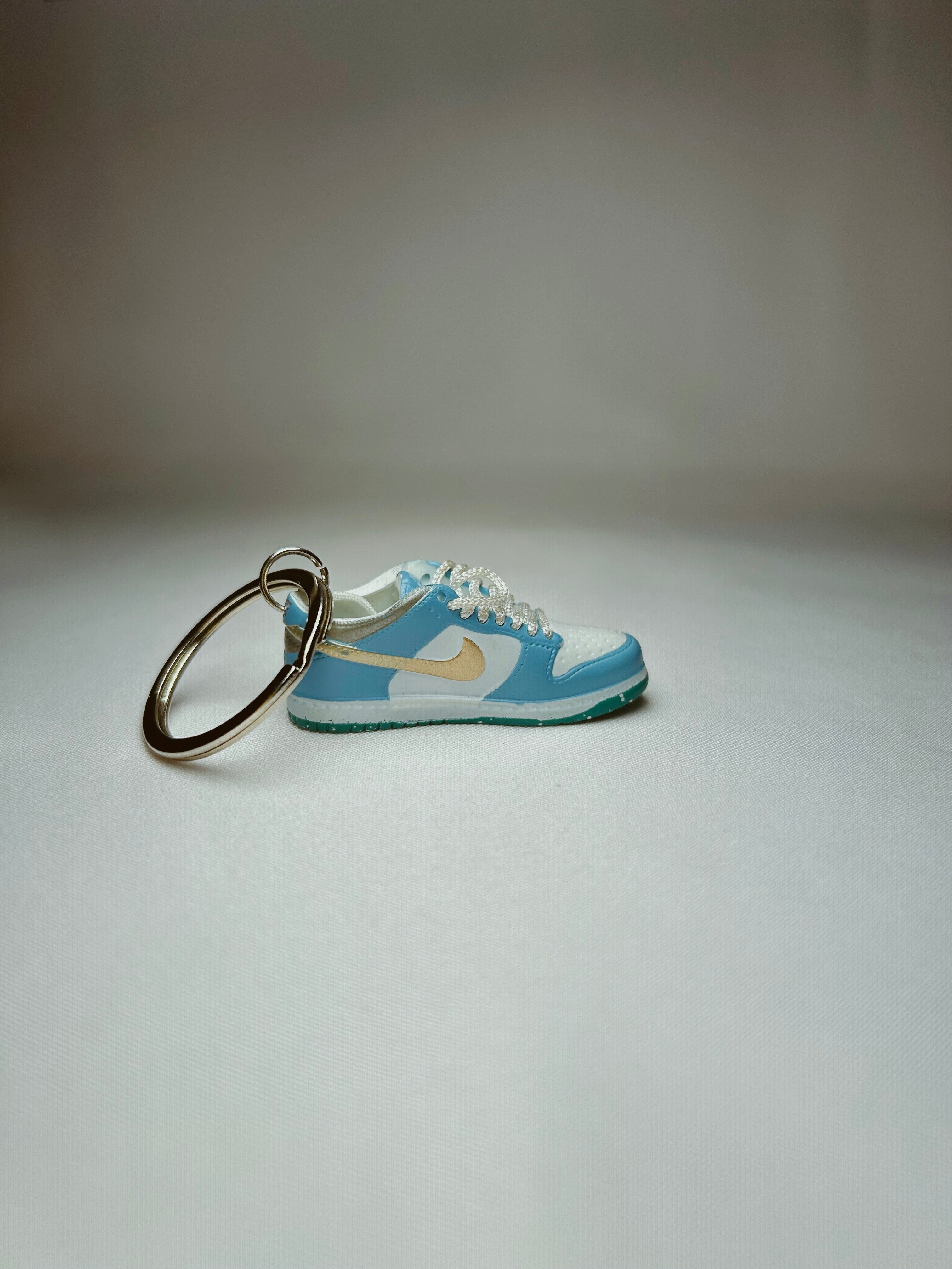 Nike SB Dunk Low Sean Cleaver Mini Shoe Keychain 3D Rubber