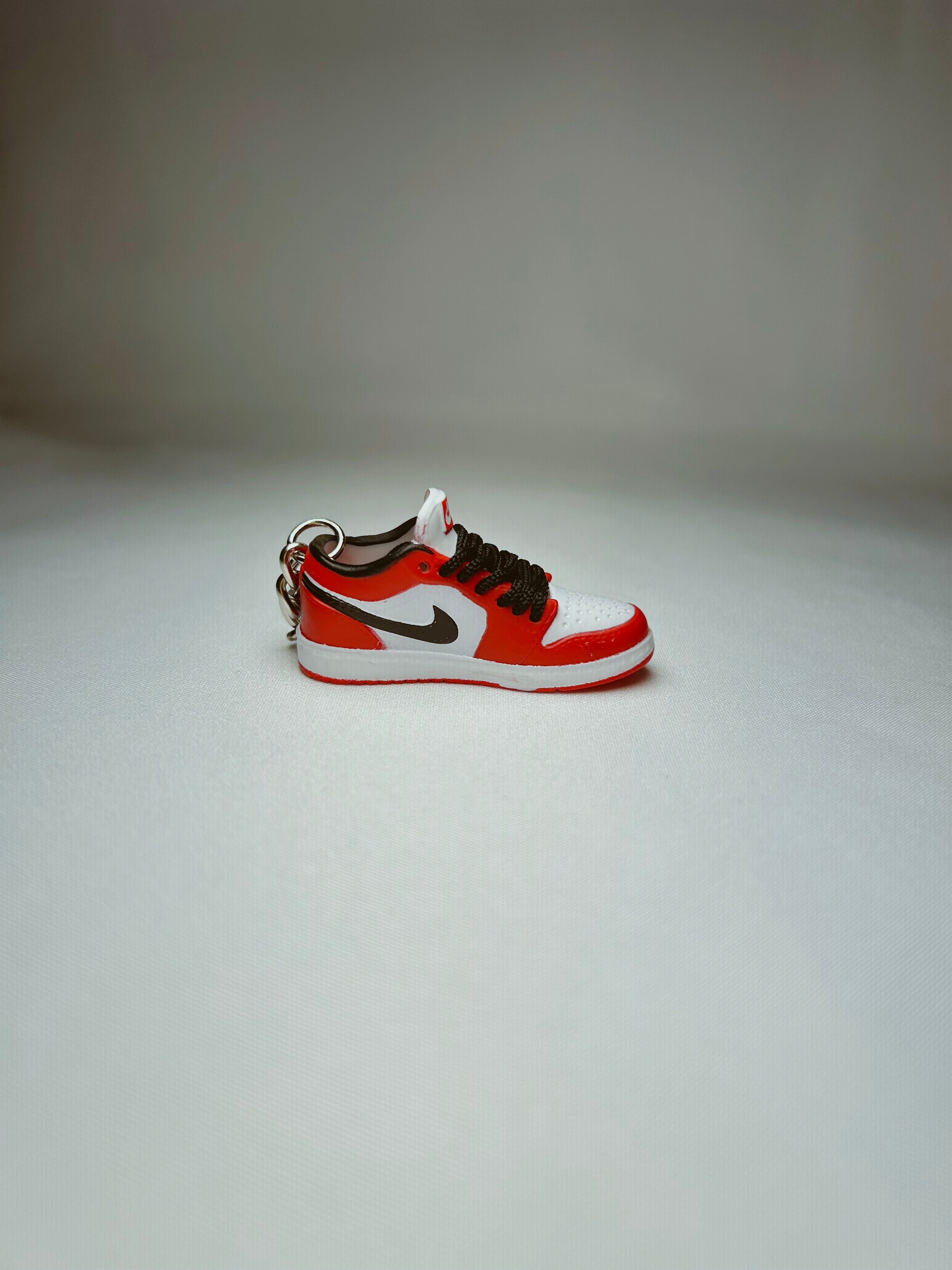 Air Jordan 1 Retro High OG 'Lost & Found' Mini Shoe Keychain