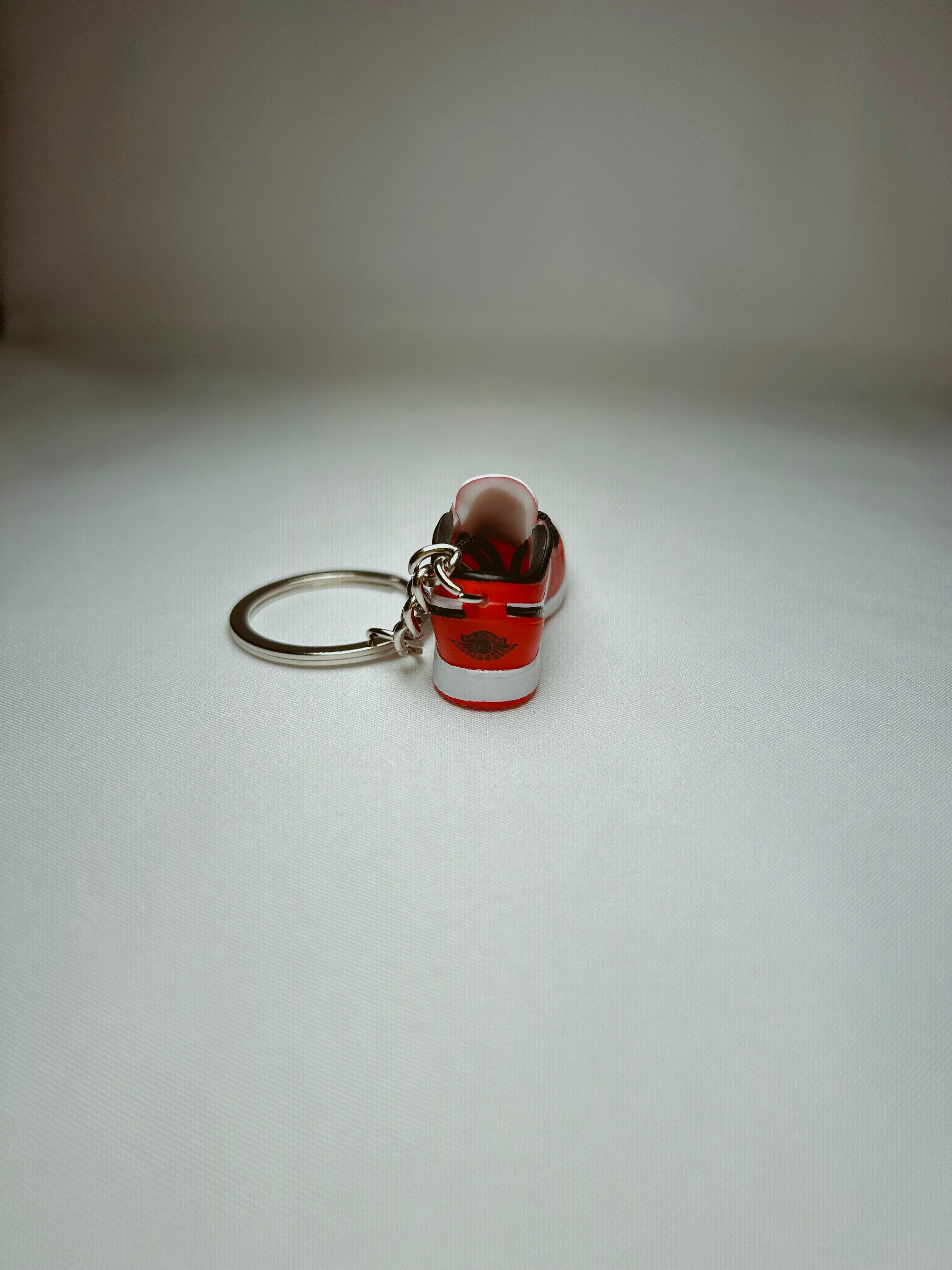 Air Jordan 1 Retro High OG 'Lost & Found' Mini Shoe Keychain