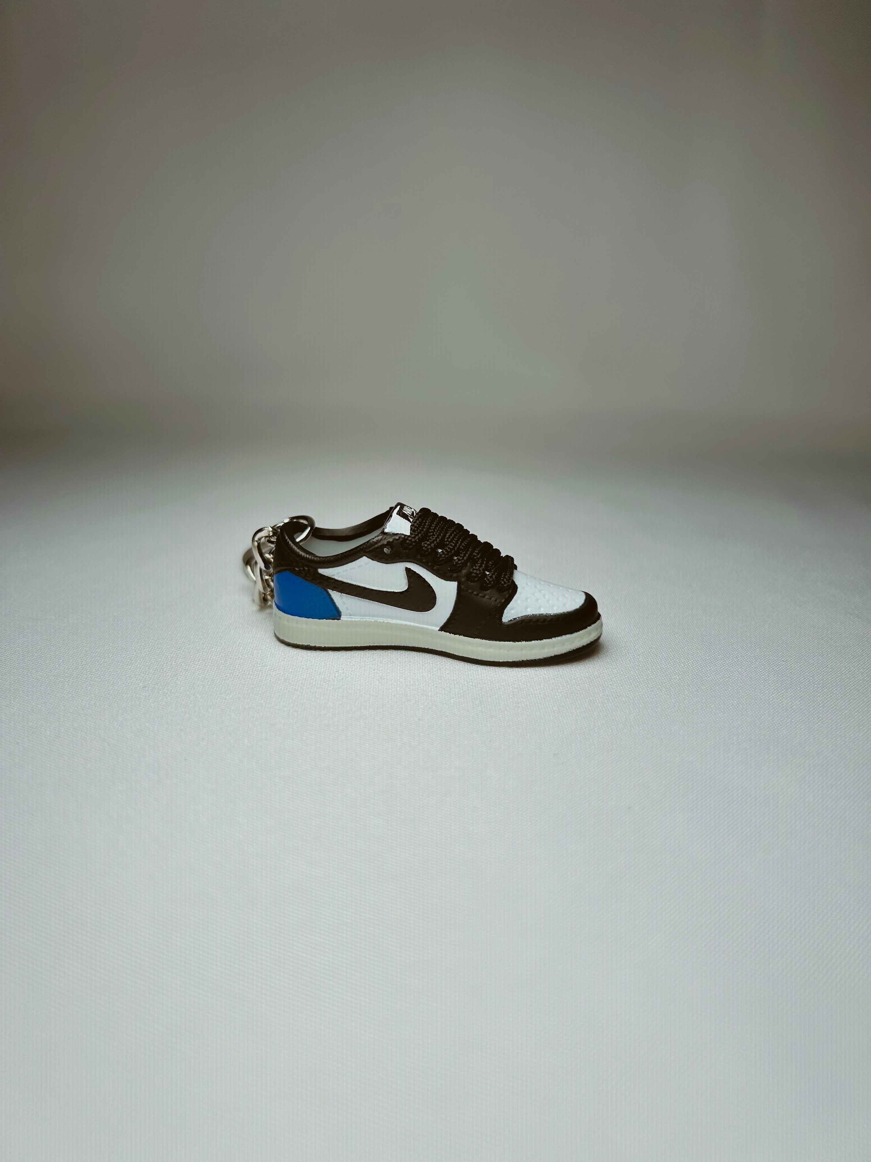 Air Jordan 1 Low Travis Scott Fragment Black Lace Mini Shoe Keychain